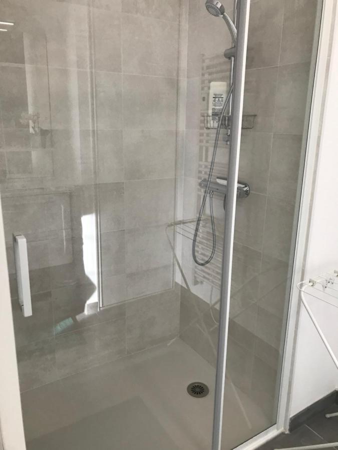 Appartement Neuf Et Bien Situe Avec Un Classement Сен Мало Екстериор снимка